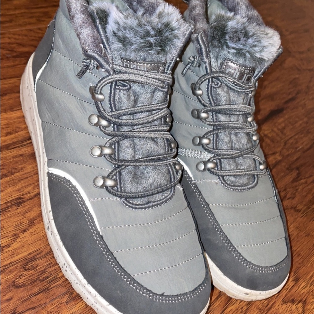 HEY DUDE Slip On Fall/Winter booties/sneakers. Only worn a couple times